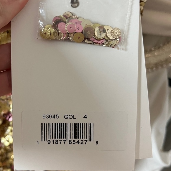 Mac Duggal 93645 Sequin Sleeveless High Neck Gold - Picture 12 of 13